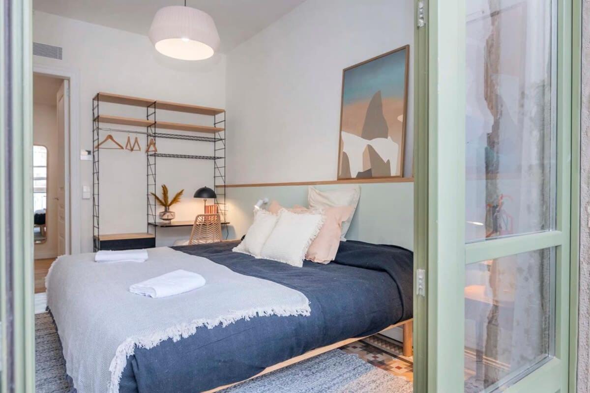 Apartment Amazing 5 Bd 5 Bathroom Next To Plaza Catalunya