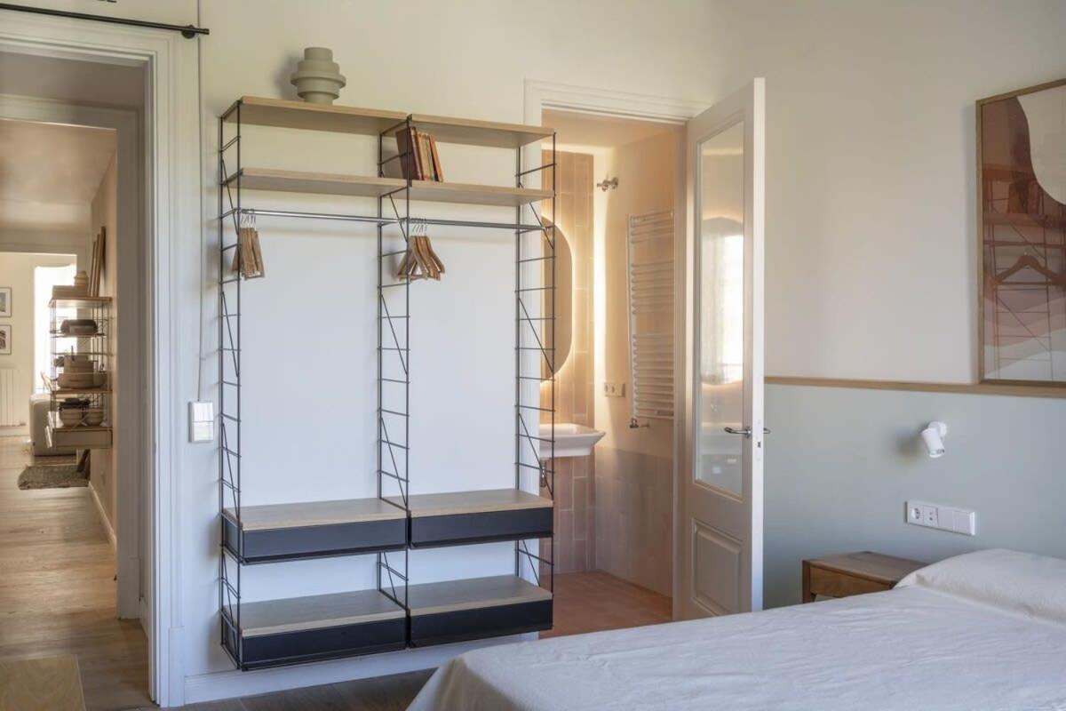Amazing 5 Bd 5 Bathroom Next To Plaza Catalunya Apartment Barcelona