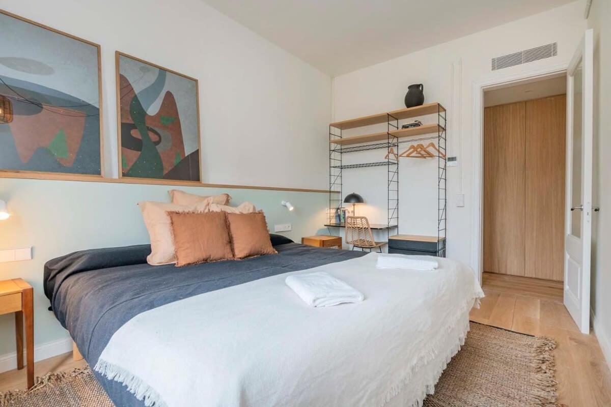 Apartment Amazing 5 Bd 5 Bathroom Next To Plaza Catalunya