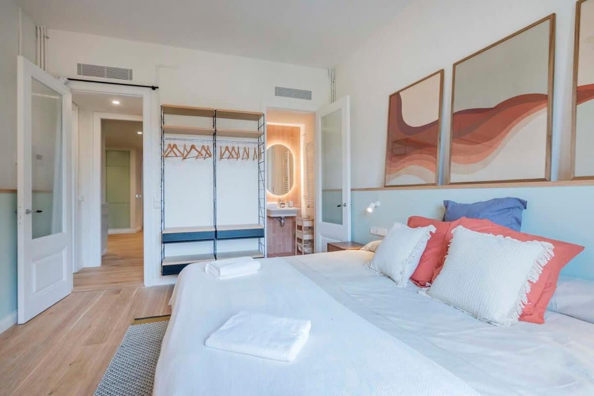Apartment Amazing 5 Bd 5 Bathroom Next To Plaza Catalunya Barcelona