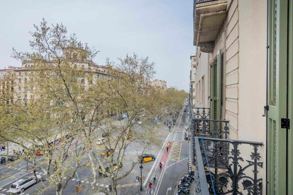 Amazing 5 Bd 5 Bathroom Next To Plaza Catalunya Appartamento